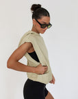 muscle pullover