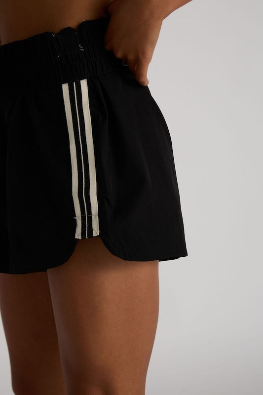 rally track shorts