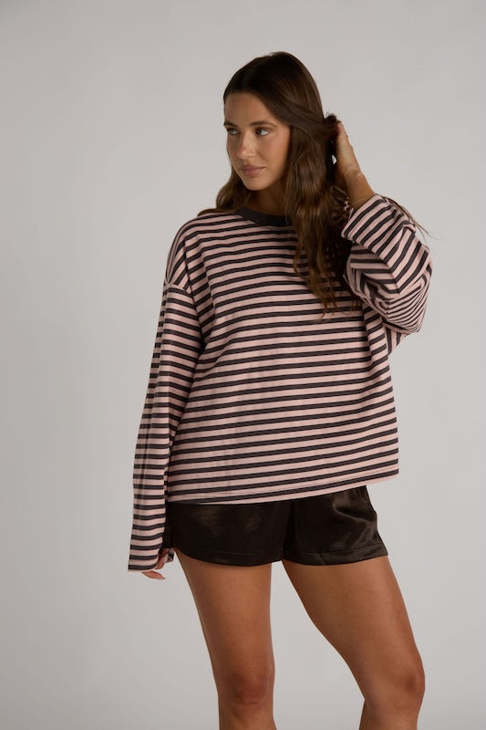 yacht club top