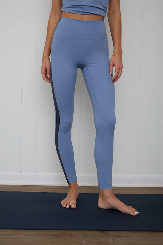 align leggings