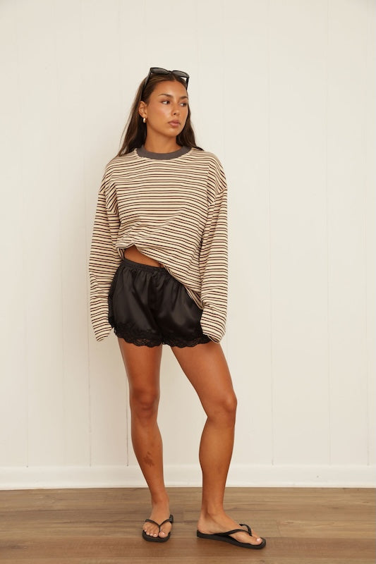 juliette lace shorts