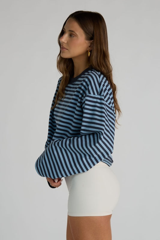 yacht club top