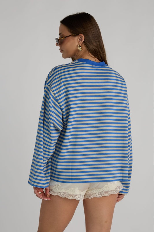 yacht club top