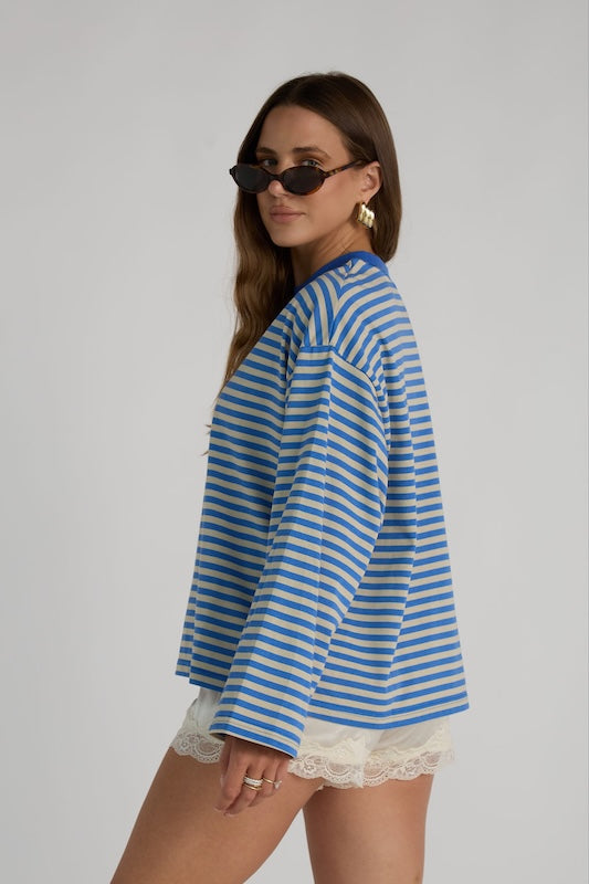 yacht club top