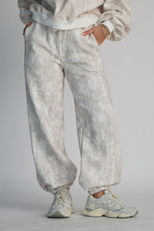 lowkey camo joggers