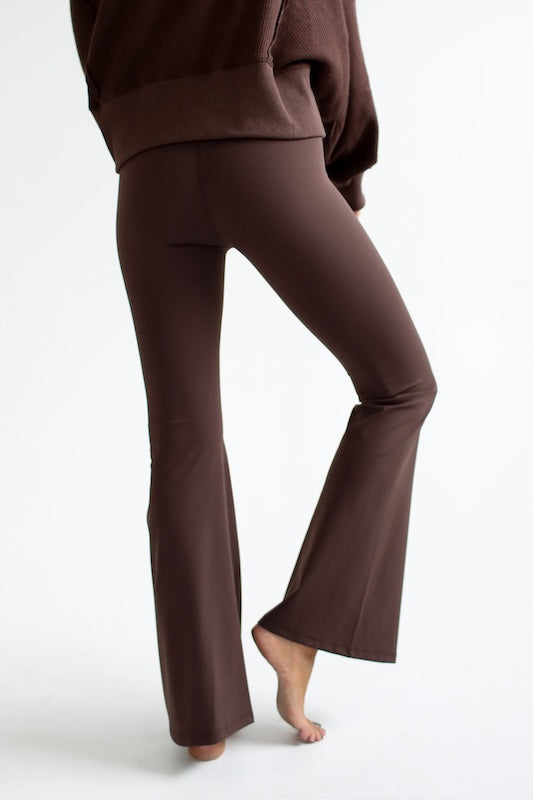 weekender flare leggings