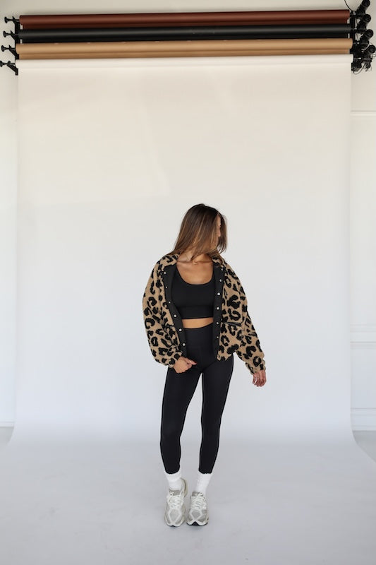 roar leopard sherpa