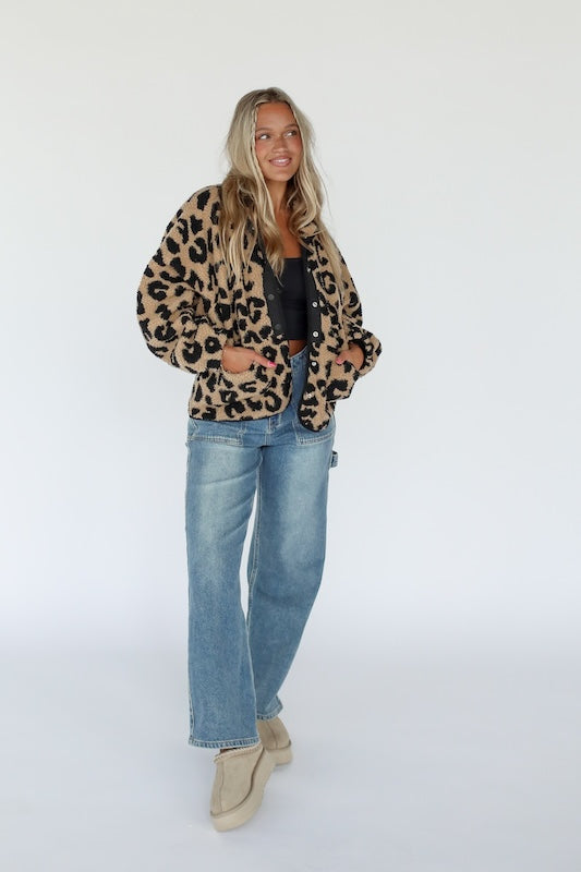 roar leopard sherpa