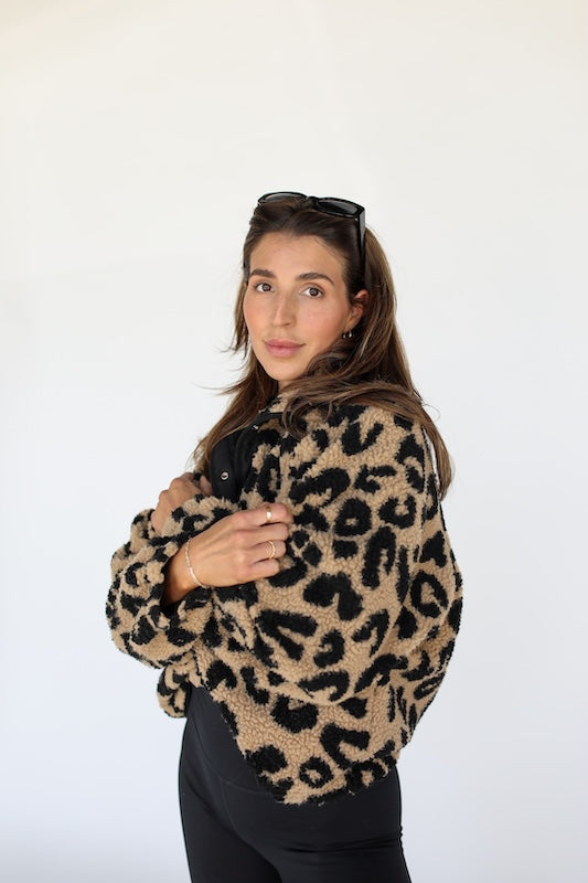 roar leopard sherpa