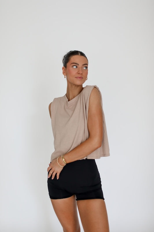 street style tank