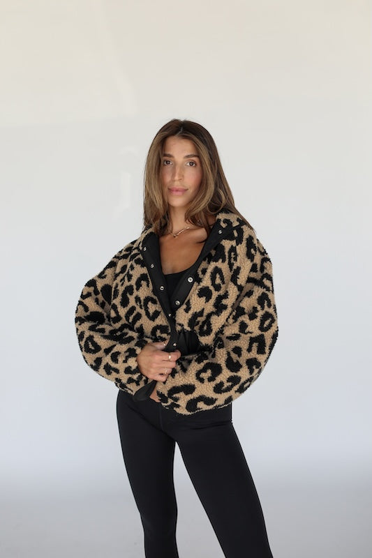 roar leopard sherpa