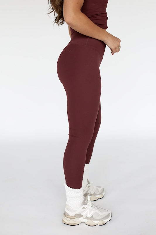define luxe leggings