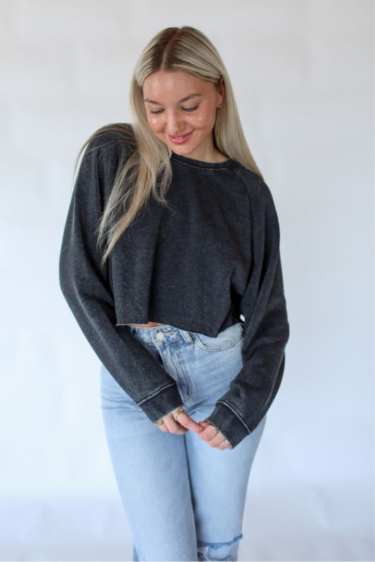 throwback crop sweatshirt